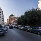 Per raggiungere la villa basta percorrere Via Amendola. Superata via Castromediano, poco prima di raggiungere via Capruzzi, la struttura apparir� sulla destra...